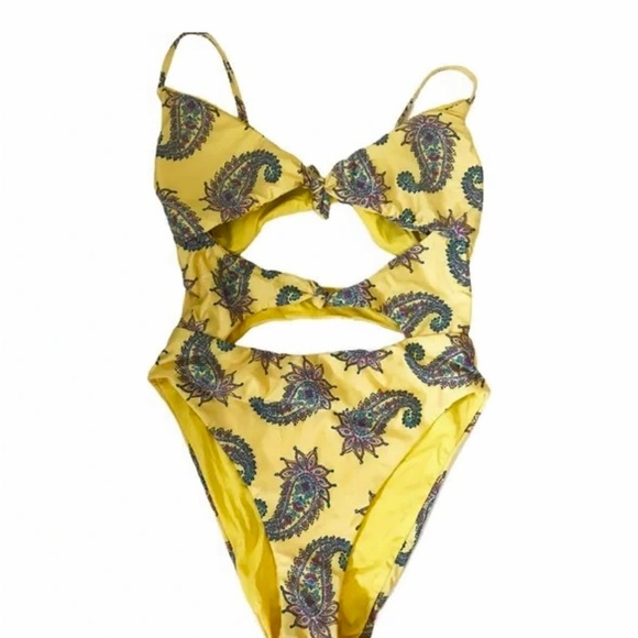 NEW one piece monokini - Picture 3 of 3